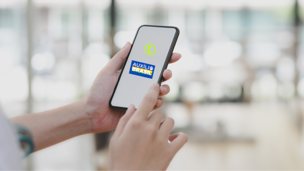 Telefone do Auxílio Brasil
