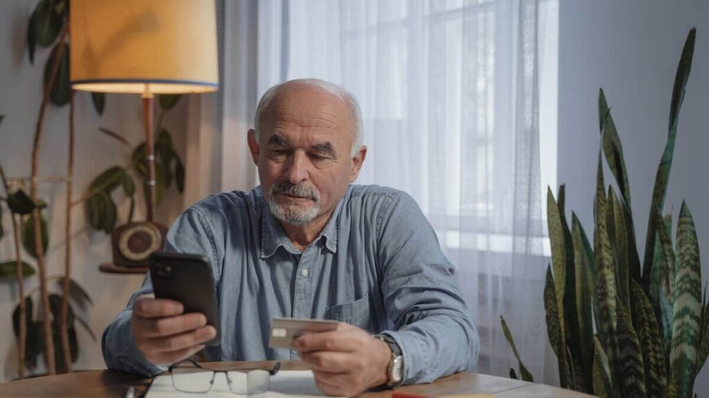 Cancelar cartão por telefone